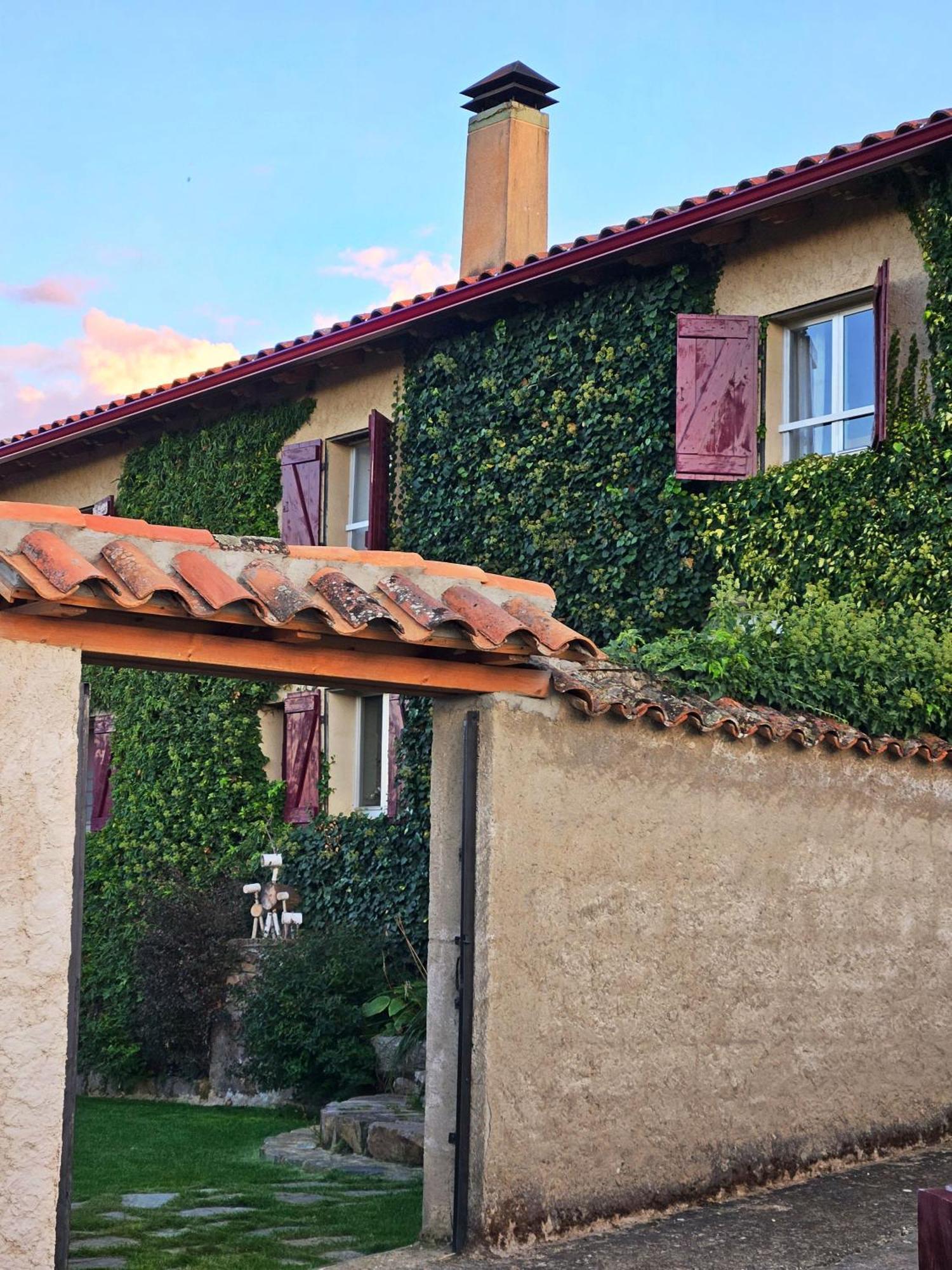 Casa Rural Tozolosolobos Otero de Bodos Exterior foto